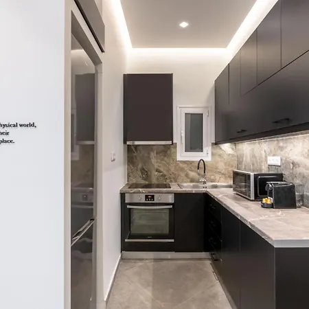 Nature-infused Vibes & Nightlife Apartment